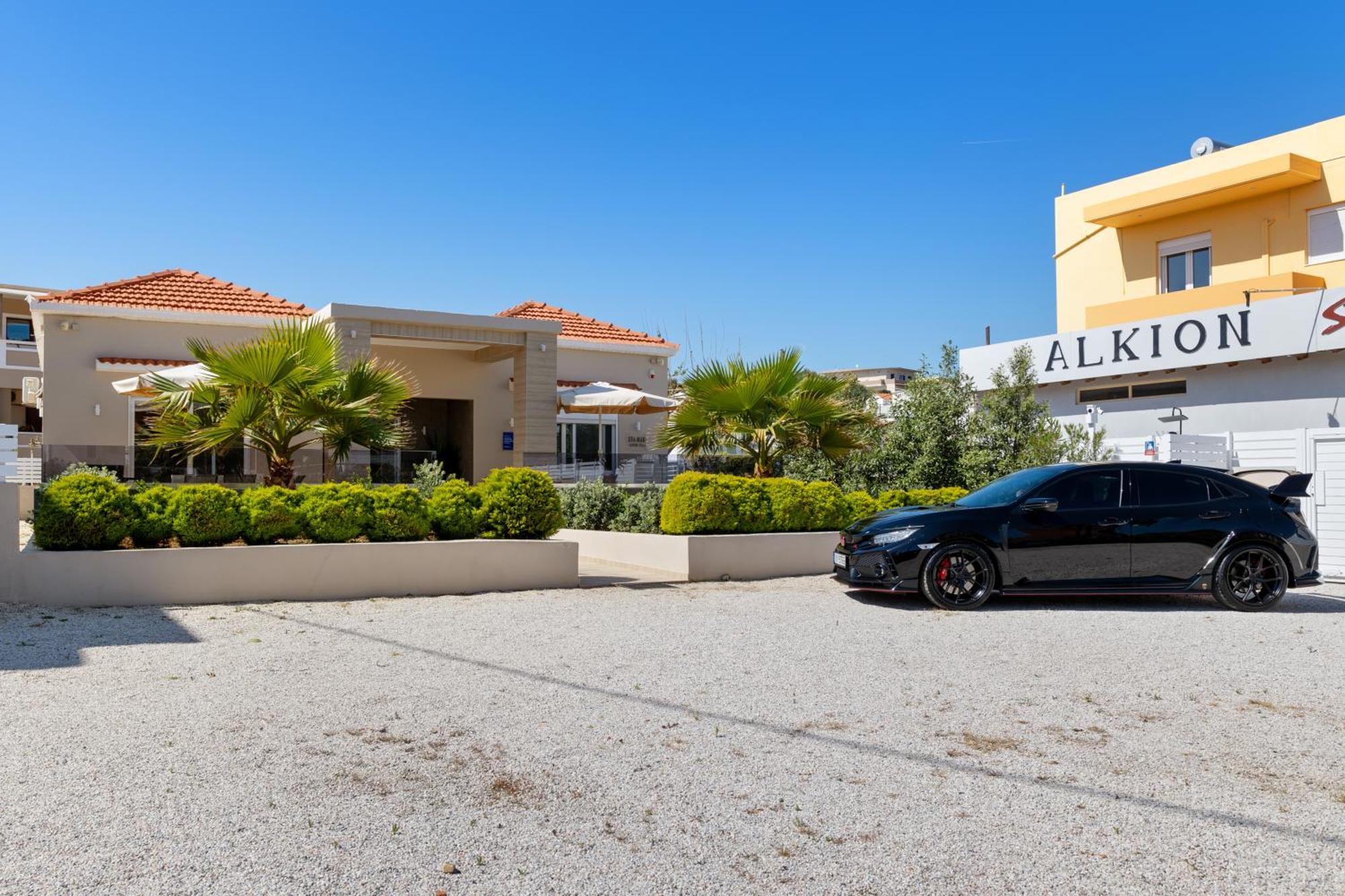Luxury Villa Eva-Mari With Jacuzzi, 50M From The Beach Stalós Exterior foto